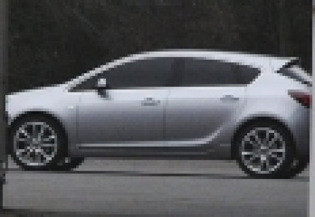 Новата Astra без маскировка