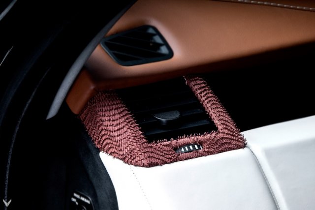 Vilner се захвана с колата от „Великобритания търси талант“