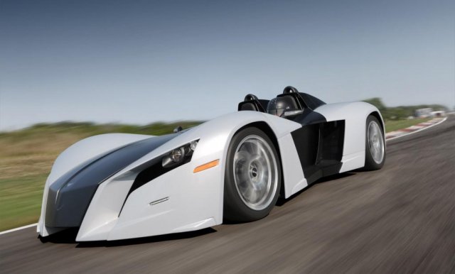 Канадски звяр предизвиква KTM X-Bow