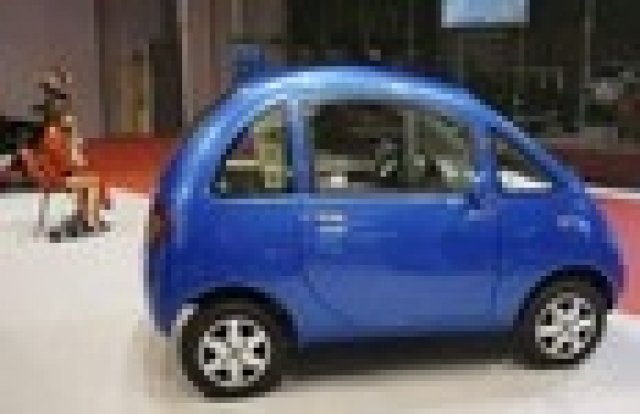 Нещо като балон, нещо като кола, нещо като нищо на света