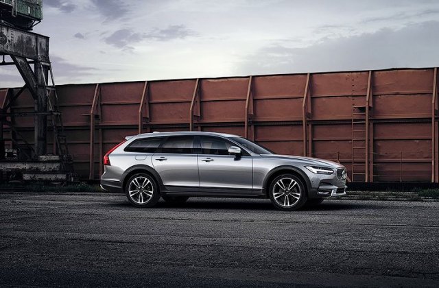 Volvo даде още мощност на всъдеходното V90