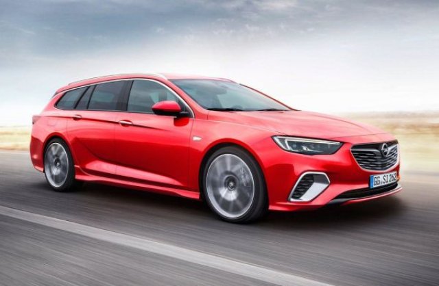 Opel представи комбито Insignia Sports Tourer GSI