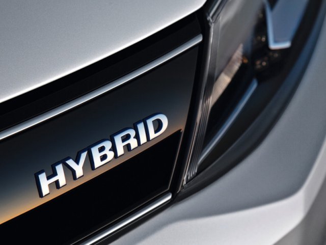 Volkswagen се насочва към хибридите