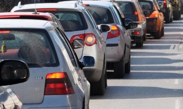 Трябва ли плащането на глоби да се обвърже с прегледa на колите?