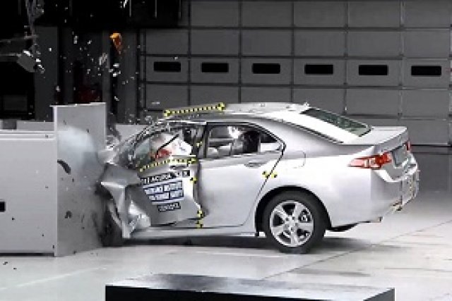 Още 4 модела покриха краш-тестовете в САЩ