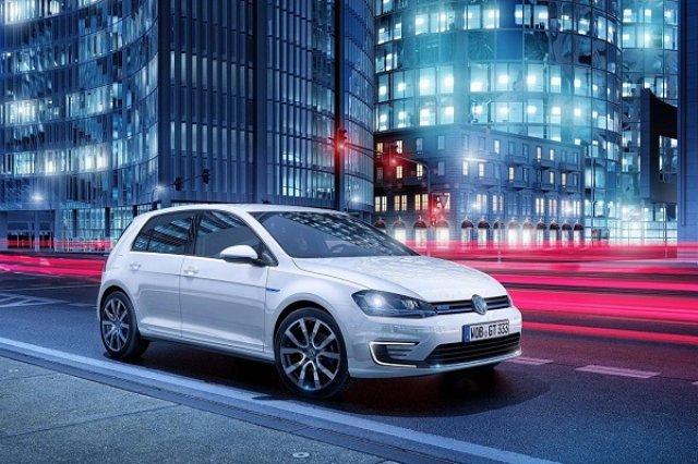 Volkswagen показа и хибриден хотхеч