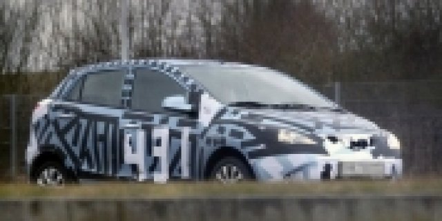 Mazda подготвя нов градски автомобил