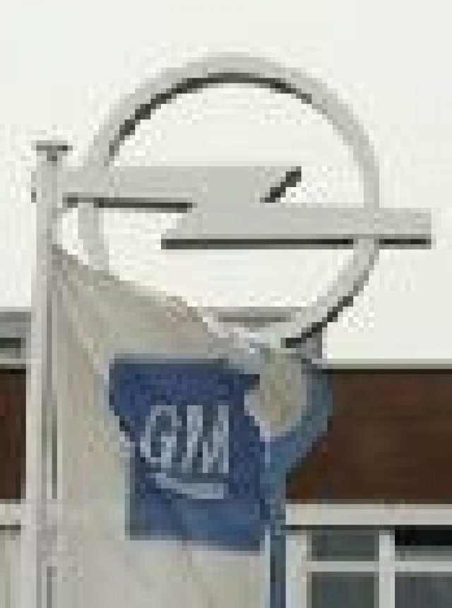 Съобщенията за продажба на Opel „са глупост”