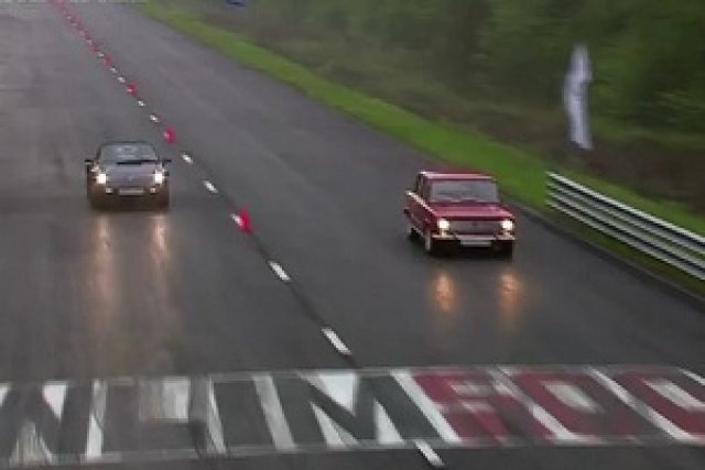 Lada VS Porsche 911