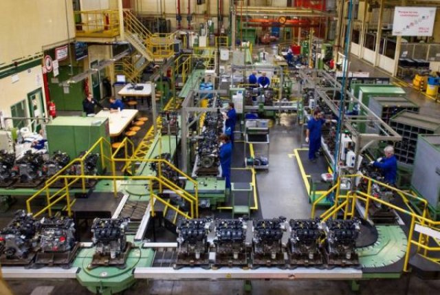 Заводът на Ford във Валенсия спира временно