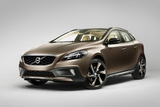 Volvo V40 излиза с 320 к.с.