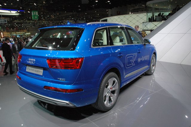 Audi Q7 e-tron ще има пробег от 1410 км