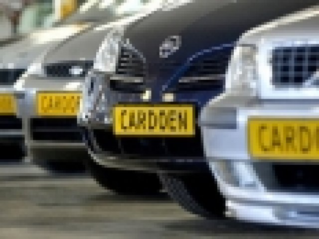 Белгийски дилър дава два автомобила за цената на един