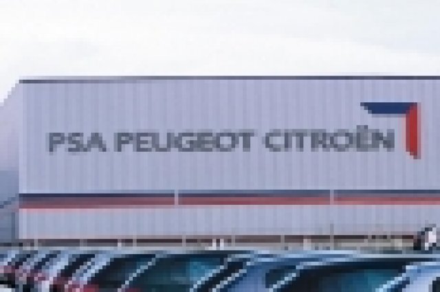 PSA Peugeot Citroen отлага серийното производство на хибридите „plug-in”