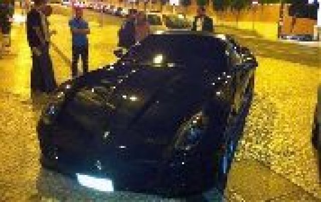 Кристиано Роналдо яхна най-бързото Ferrari