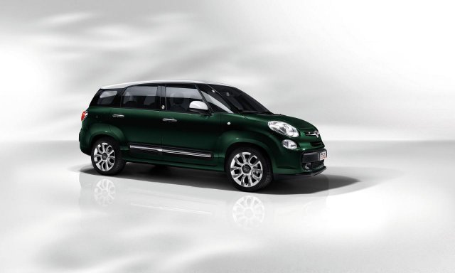 Седемместният Fiat 500 излиза през юли