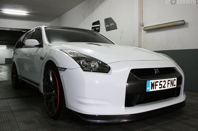 Продават комбито Nissan GT-R