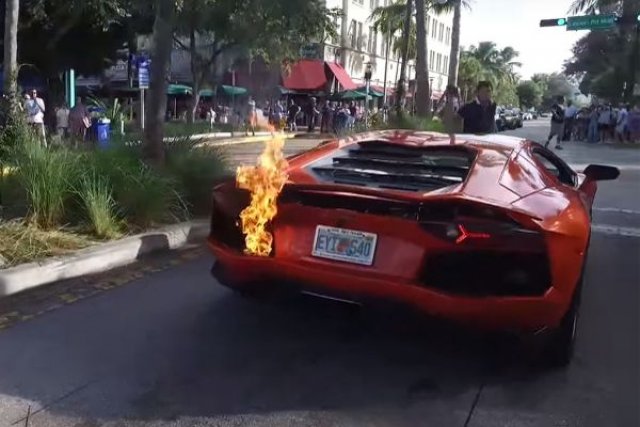 Lamborghini обяви сервизна акция за дефект, водещ до самозапалване