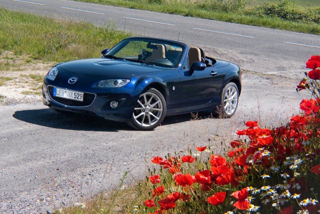 Новата Mazda MX-5 ще тежи по-малко от 1 тон