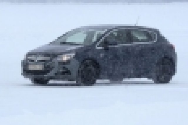 Идва „гореща” Astra