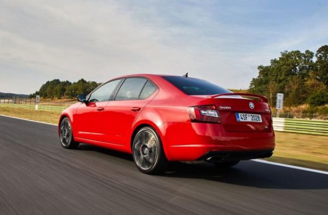 Skoda Octavia RS също става хибрид