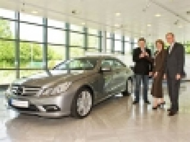 Започнаха продажбите и на купето на Mercedes-Benz E-Class