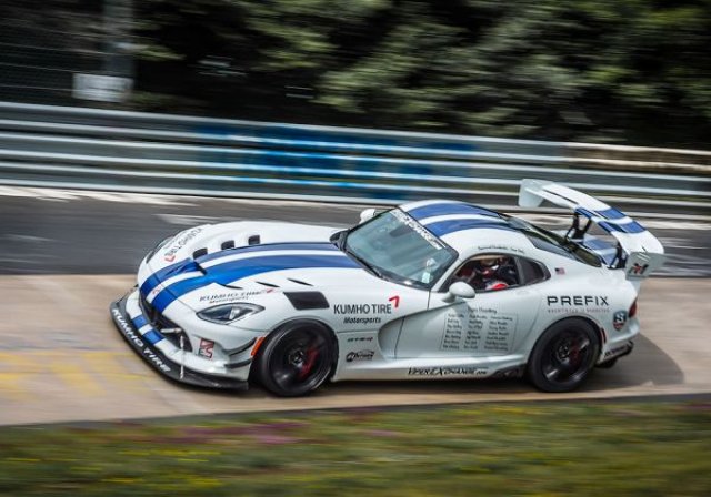 Dodge Viper не успя и от втория път на „Нюрбургринг” (ВИДЕО)