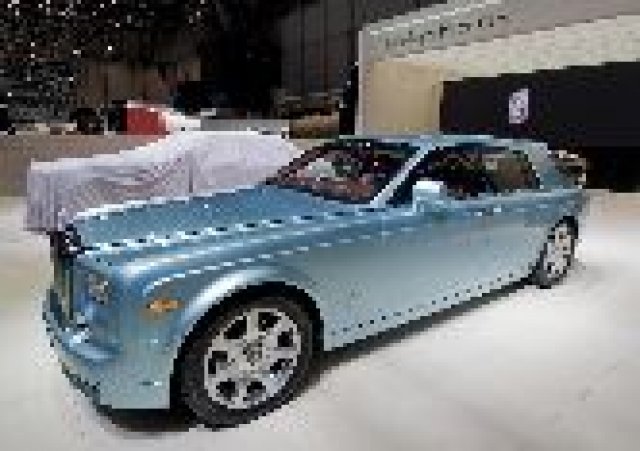 Rolls-Royce показа електрически 389 к.с. и 800 Нм