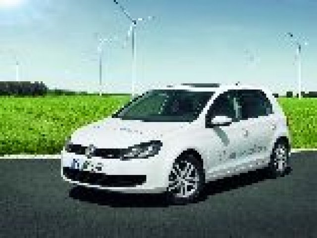 Официално - VW Golf blue-e-motion