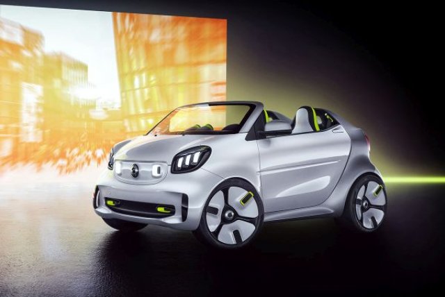 Smart направи електромобил без покрив и прозорци