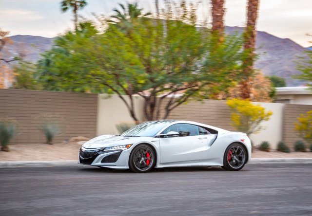 Двойна цена за новия NSX в родината му