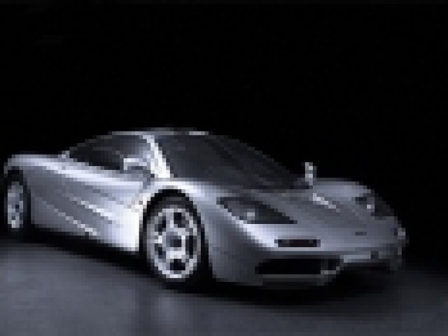 Продадоха на търг McLaren F1 за 4 милиона долара