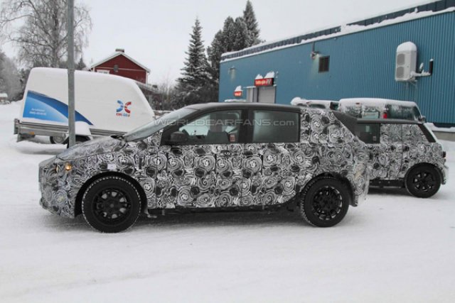 BMW тества хечбек с предно предаване