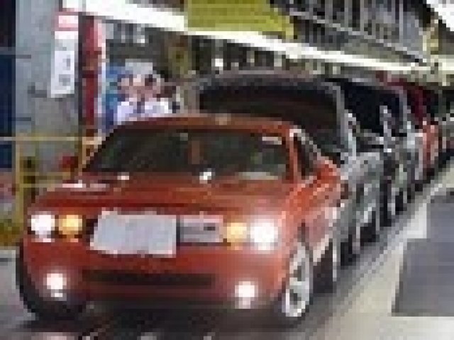 Започна серийното производство на Dodge Challenger SRT8