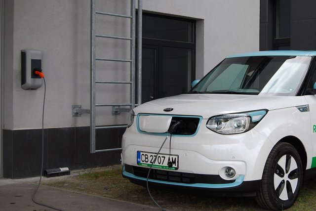 Kia пусна безплатна зарядна станция за електромобили