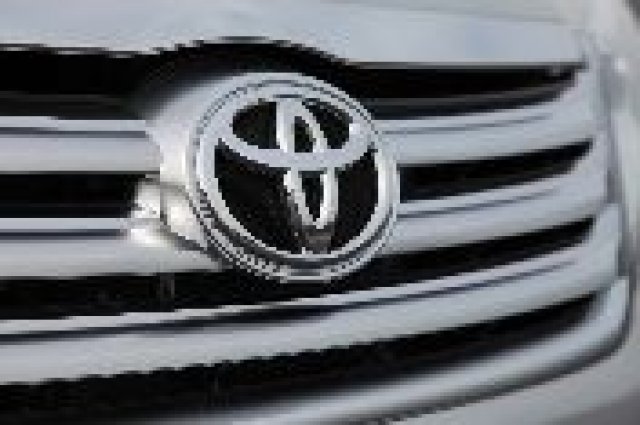 Toyota в стила на Audi A7 и Jaguar XJ