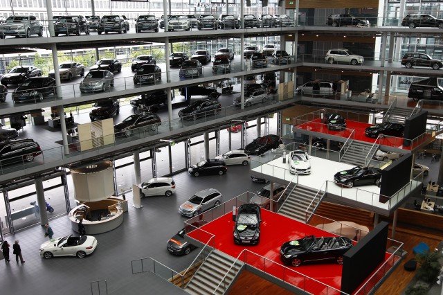 Германският автомобилен пазар губи почва под краката си