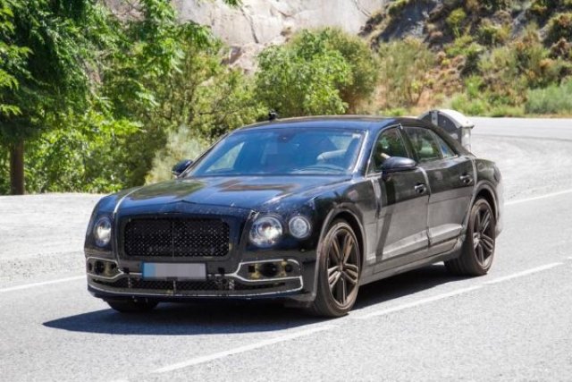 Bentley пуска хибриден Flying Spur догодина