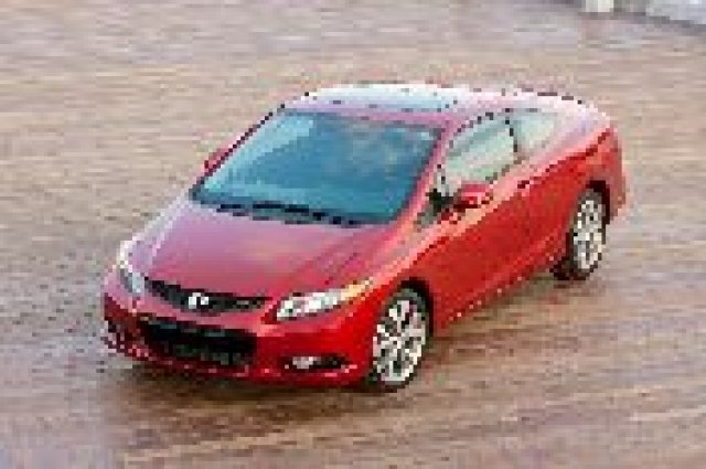 Honda представя модернизирания Civic в Ню Йорк