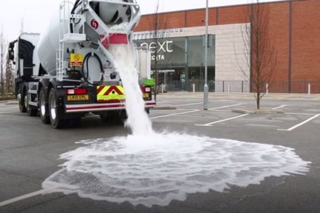 Никога вече аквапланинг?