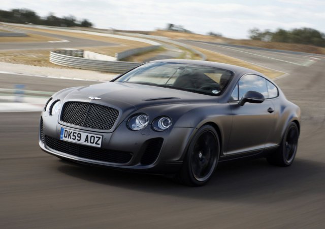 Bentley пуска купе от карбон с 660 к.с.