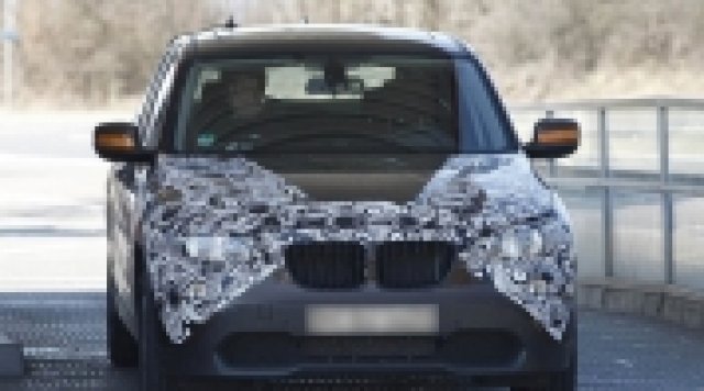 Шпионски снимки от серийната версия на BMW X1