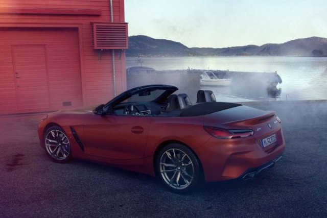 Новото BMW Z4 бе разкрито преди премиерата му