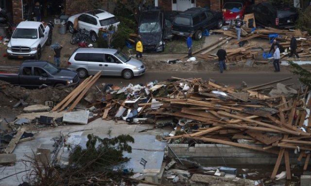 Toyota и BMW даряват по $1 млн. за засегнатите от Санди