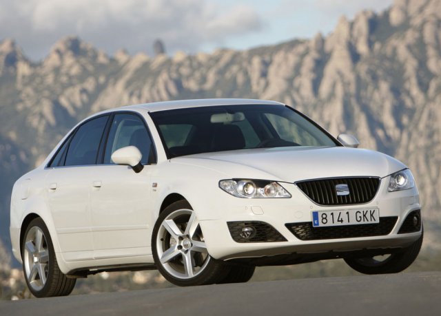 Seat се отказа от Exeo