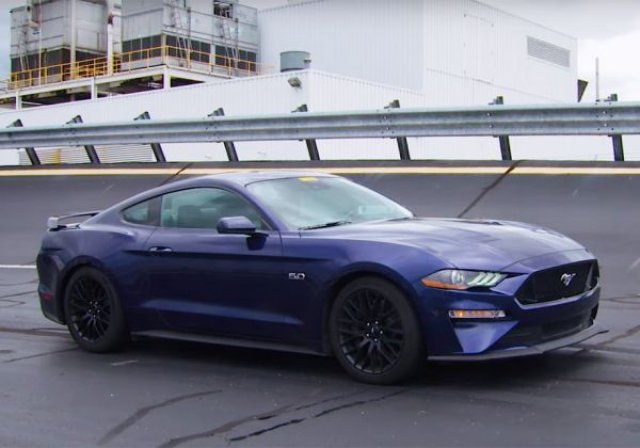 Обновеният Ford Mustang се оказа по-бърз от Porsche 911 Carrera (ВИДЕО)