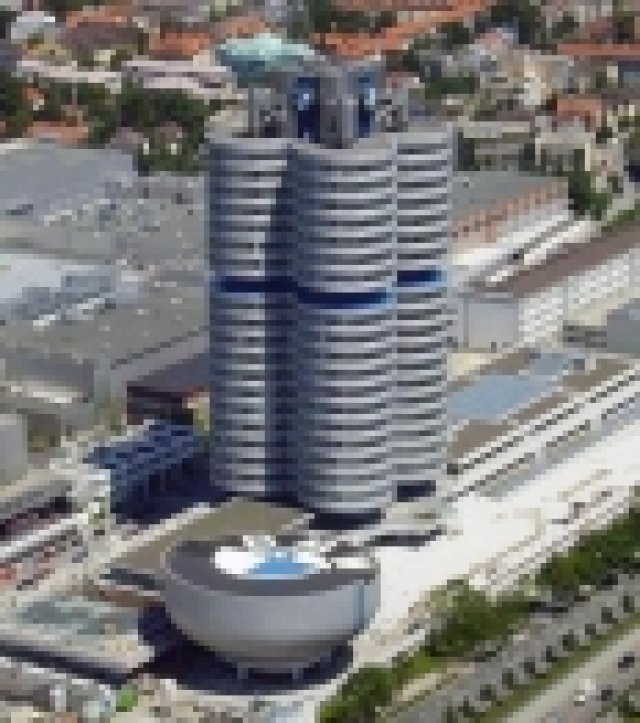 BMW отчита спад на продажбите с 25%