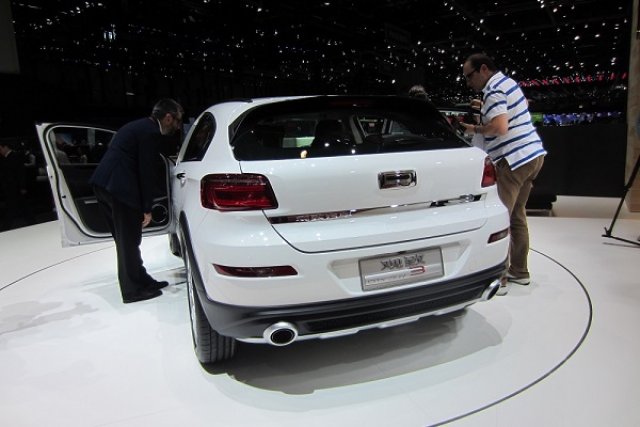 В Женева дебютира китайският конкурент на Mercedes-Benz GLA