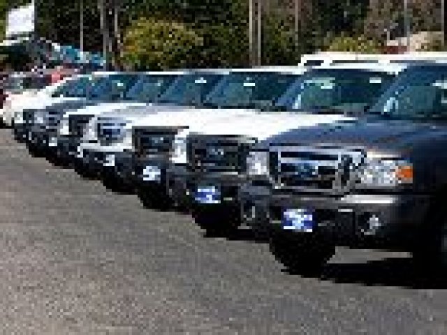 Продажбите на автомобили в САЩ през май падат с 4%