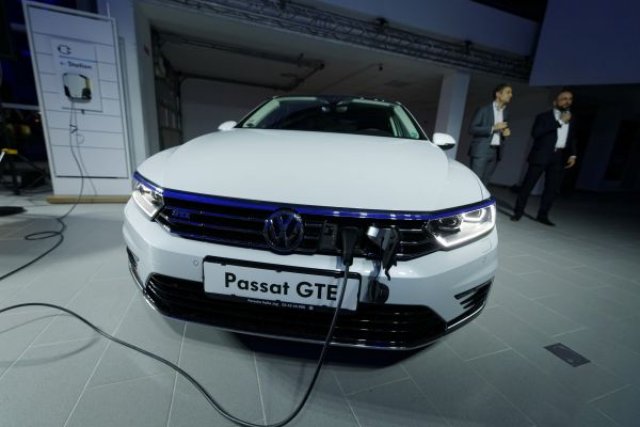 Празник на електричеството за премиерата на Passat GTE